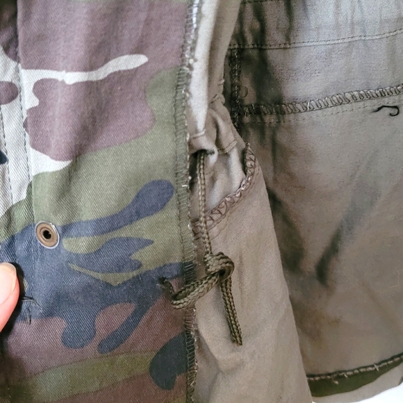 3 for $15 Camo pattern jacket. Size small - Picture 5 of 6